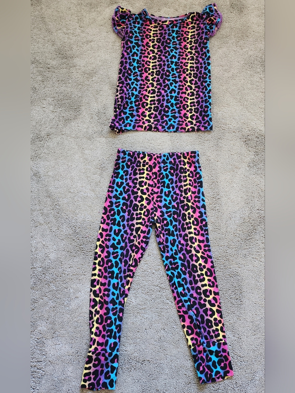 Bums & Roses Rainbow Leopard Pajama Set - Multicolor